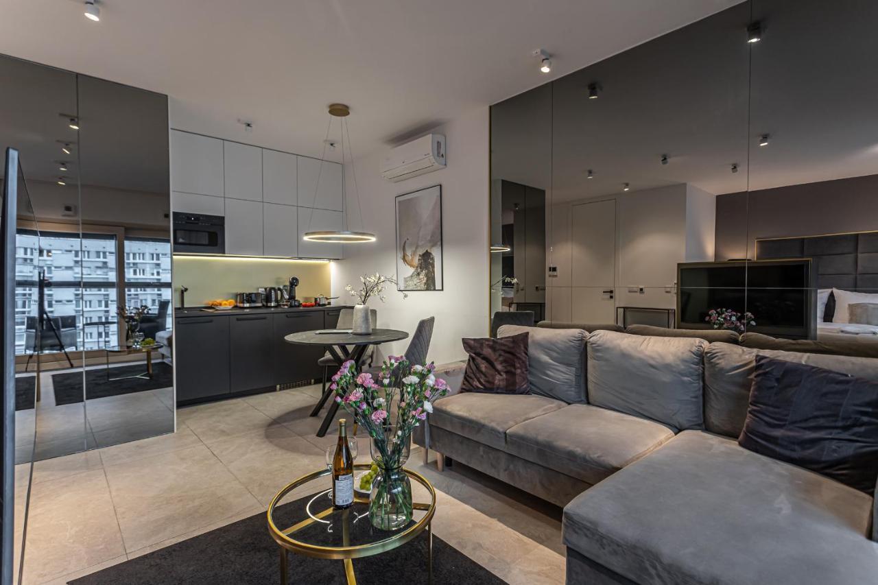Mennica Residence Apartments By P&O Serviced Apartments وارسو المظهر الخارجي الصورة
